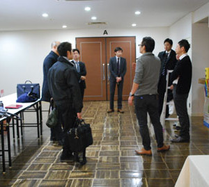 ミーティング風景